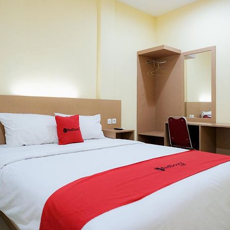 Reddoorz At Hotel Mayang Sari 1 Jambi Exterior foto