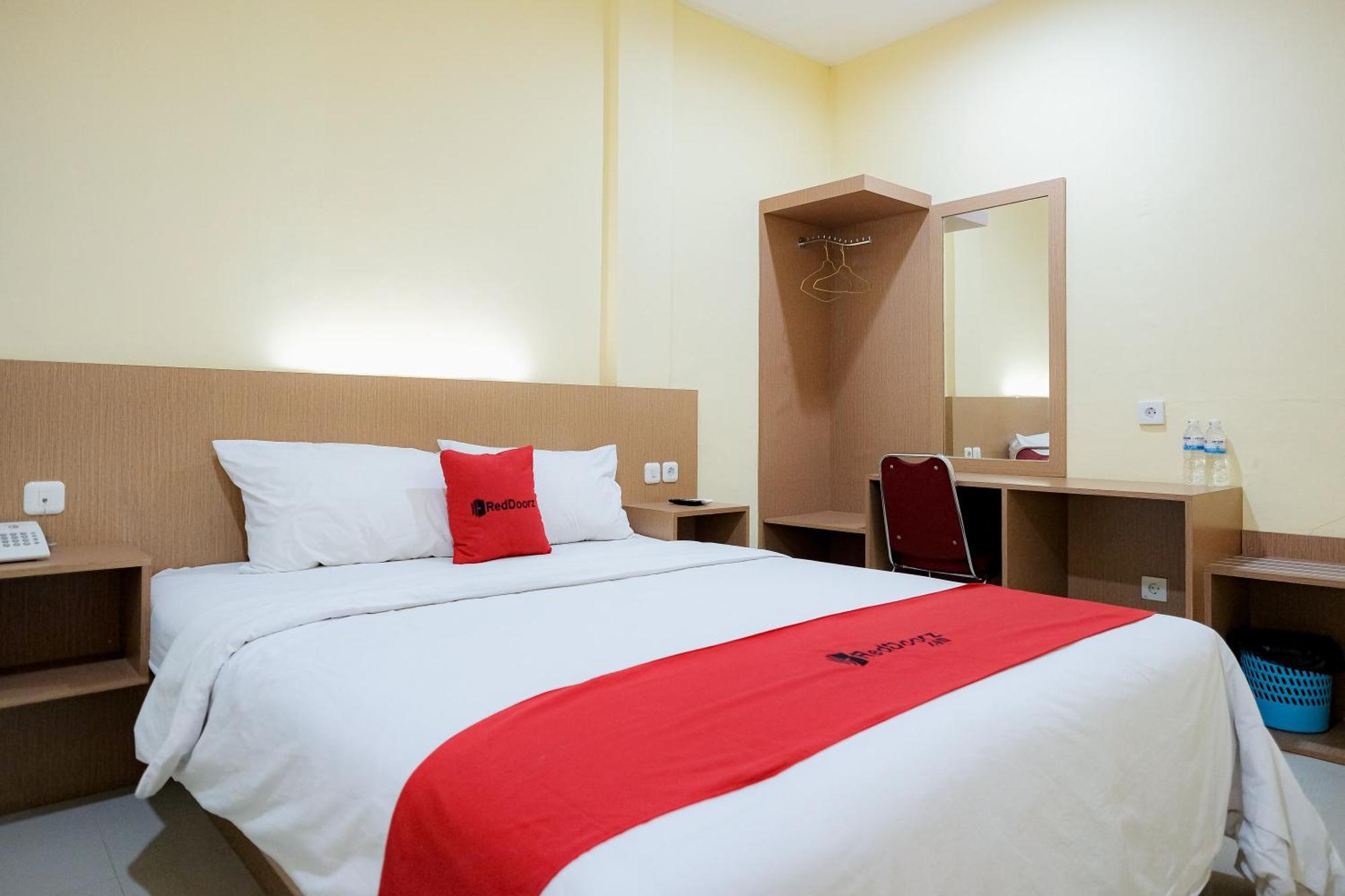 Reddoorz At Hotel Mayang Sari 1 Jambi Exterior foto