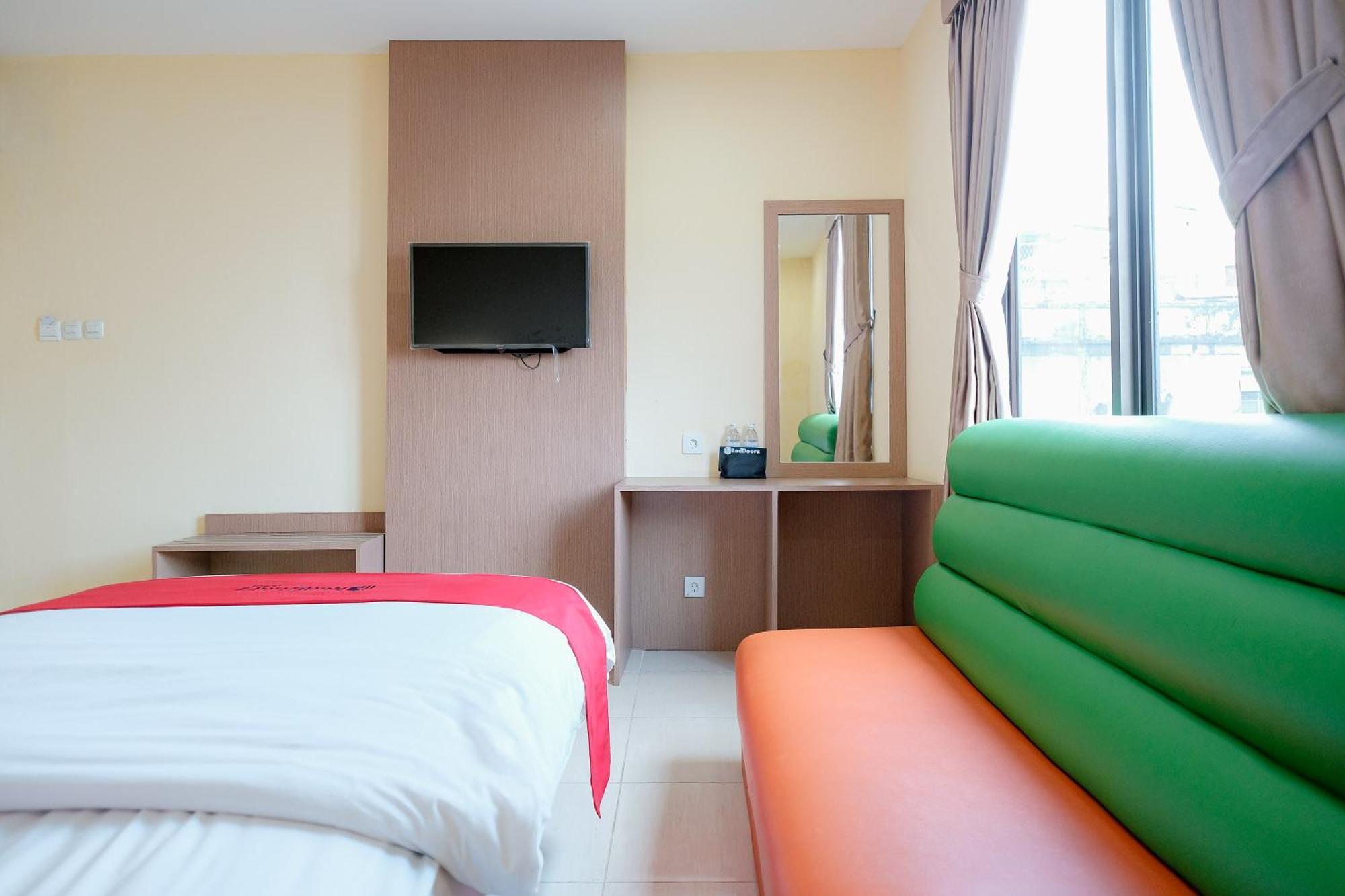 Reddoorz At Hotel Mayang Sari 1 Jambi Exterior foto